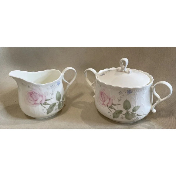 Mikasa Bone China April Rose Sugar Creamer Set A7053 Floral Flowers Vintage - Picture 1 of 9